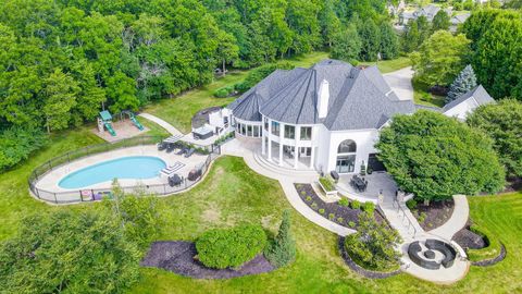 585 Trillium Drive, Galloway, OH 43119 - #: 225010358
