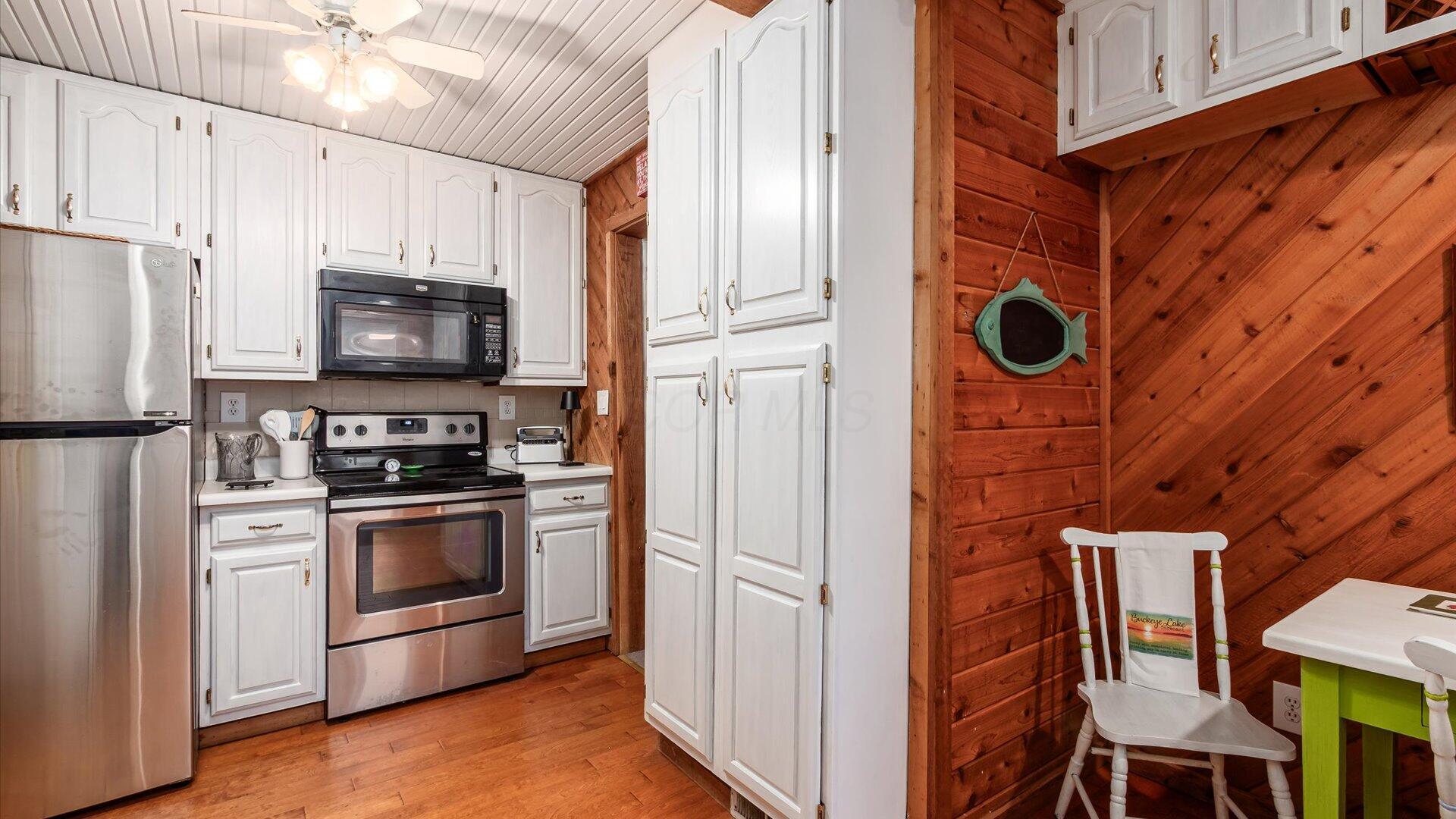 29 Misty Lane, Buckeye Lake, Ohio image 21