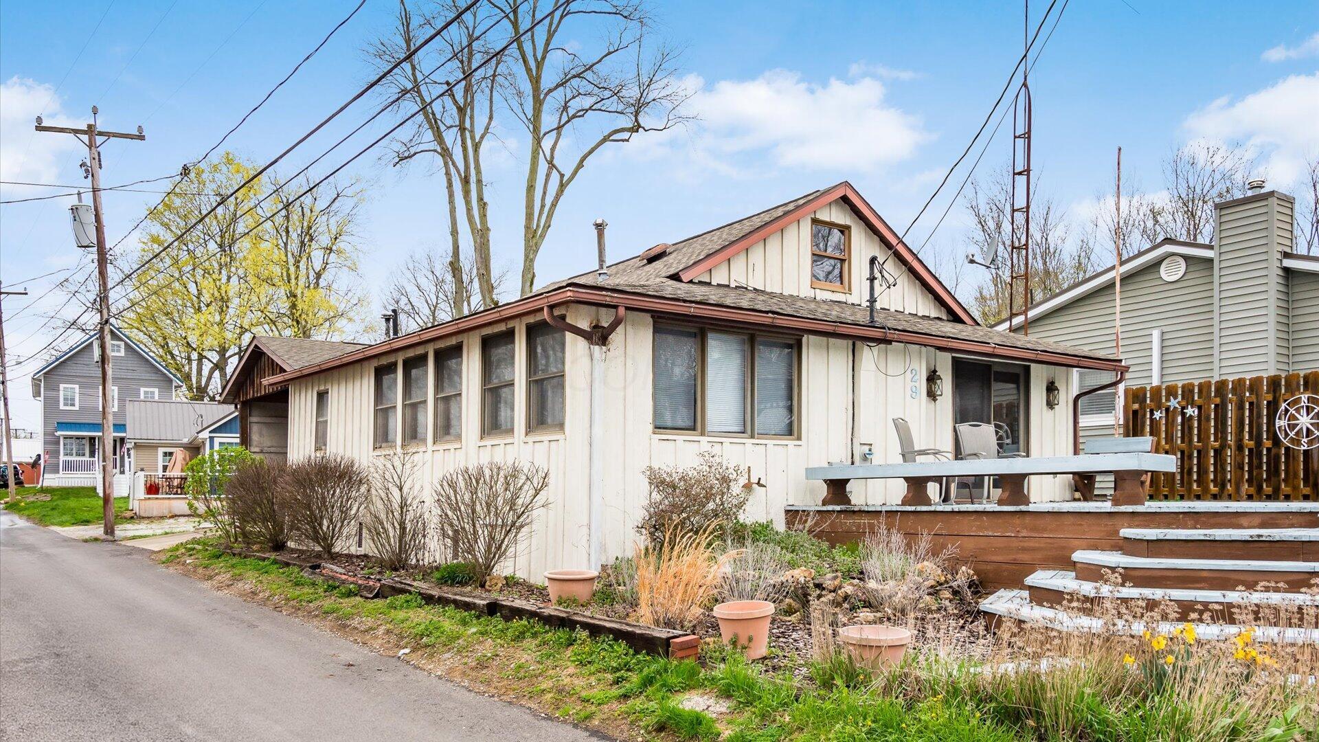29 Misty Lane, Buckeye Lake, Ohio image 1