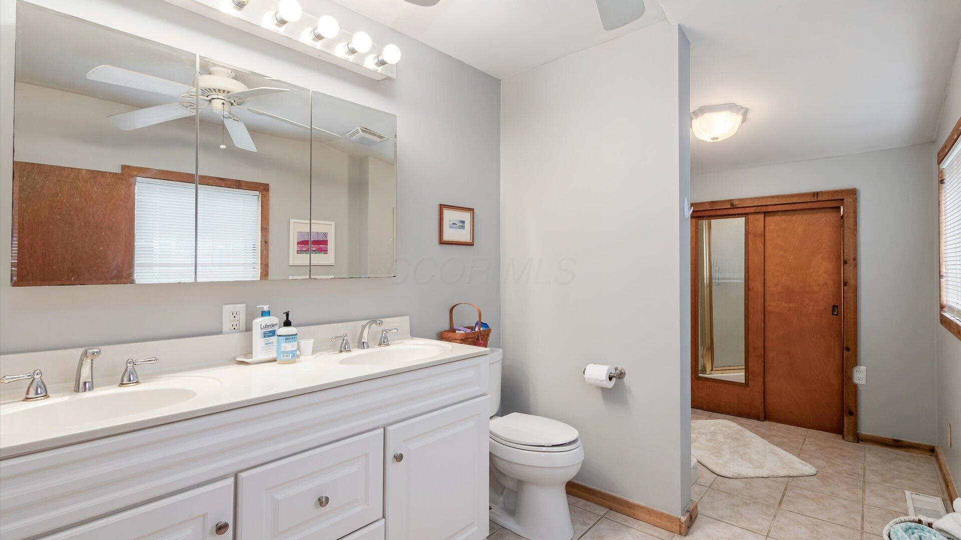 29 Misty Lane, Buckeye Lake, Ohio image 26