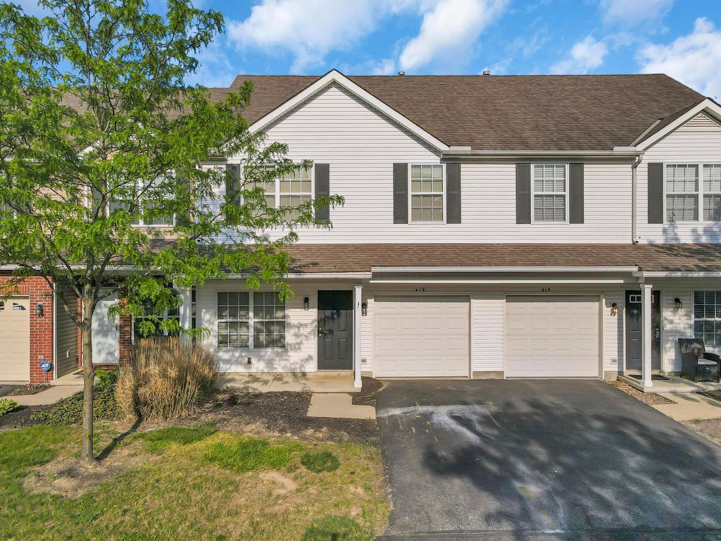 Photo of 419 Fuller's Circle, Pickerington, OH 43147 (MLS # 226014728)