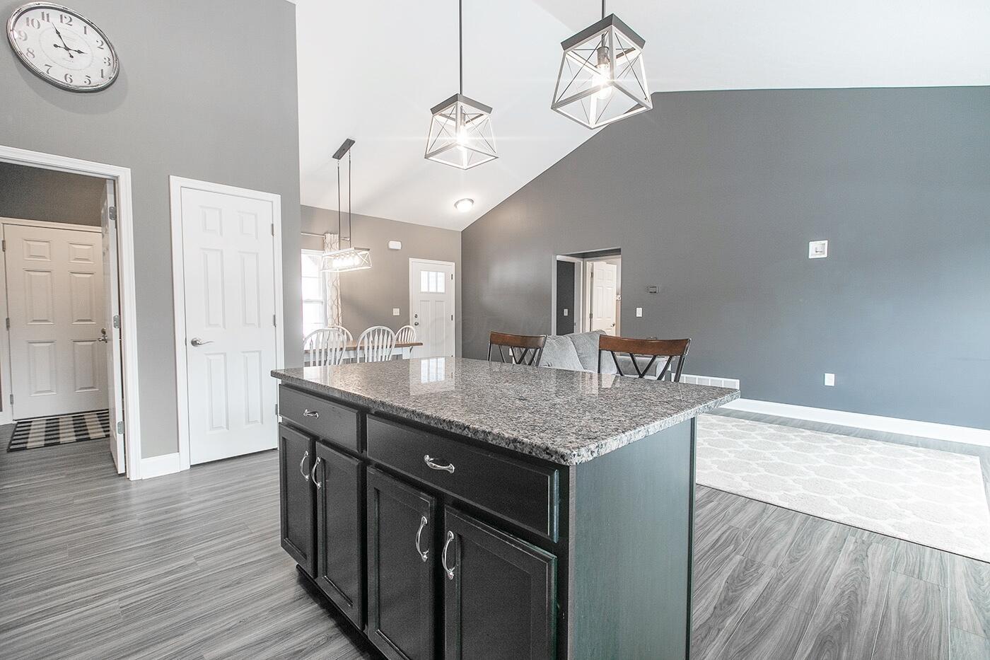 645 Terrace Ridge Drive, Howard, Ohio image 12