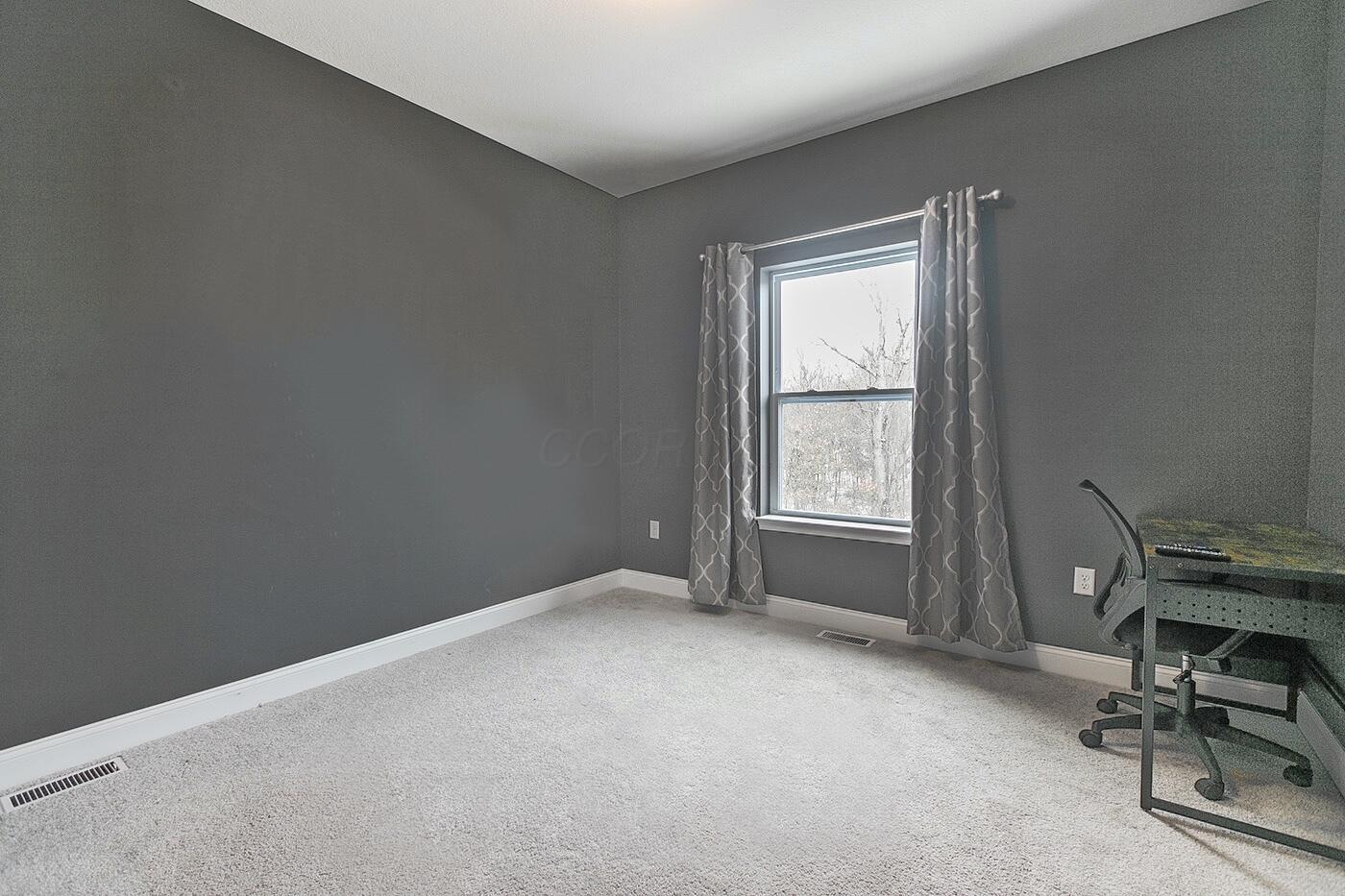 645 Terrace Ridge Drive, Howard, Ohio image 21