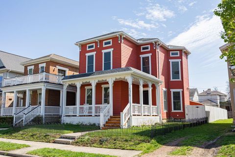 Photo of 176 N 20th Street, Columbus, OH 43203 (MLS # 225042497)