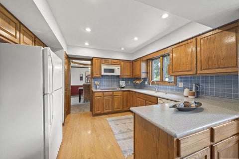 Tiny photo for 1219 Leicester Place, Columbus, OH 43235 (MLS # 226024926)