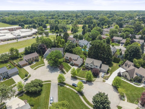 Tiny photo for 1219 Leicester Place, Columbus, OH 43235 (MLS # 226024926)