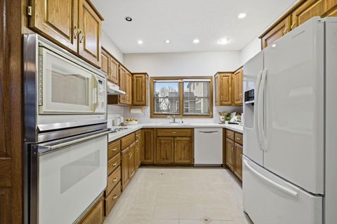 Tiny photo for 3441 Sunset Drive, Upper Arlington, OH 43221 (MLS # 225046204)