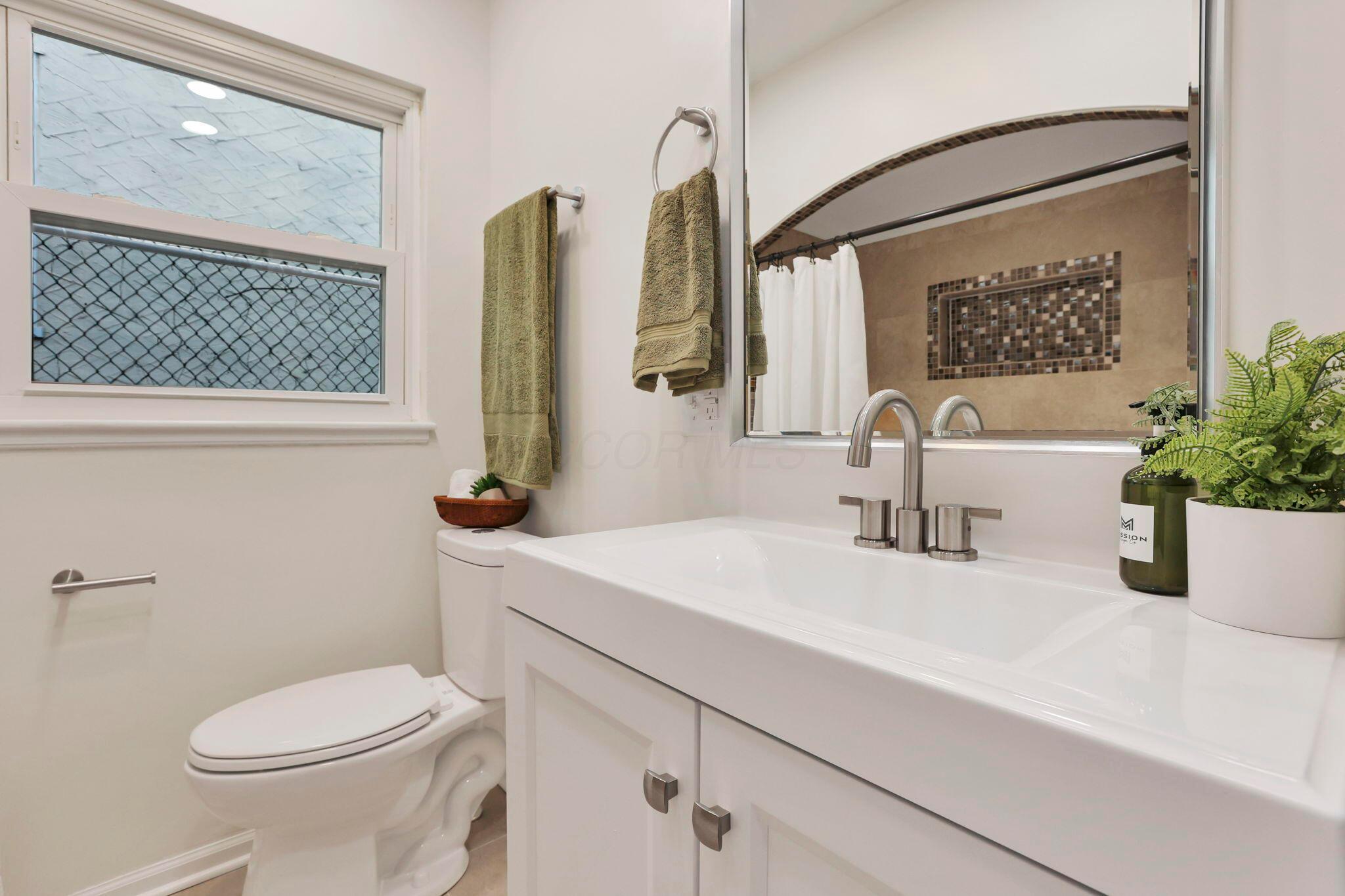 234 Rosslyn Avenue, Columbus, Ohio image 23