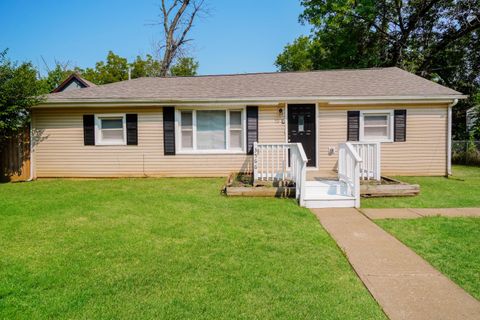 Photo of 3566 4th Avenue, Urban Crest, OH 43123 (MLS # 225043490)