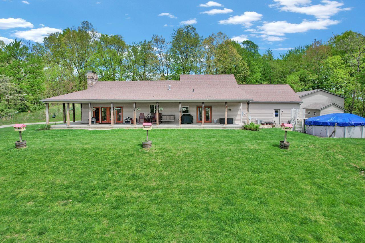 8206 Winding Run Road, Saint Louisville, Ohio image 4