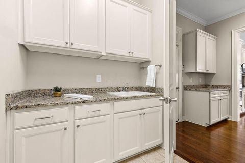 Tiny photo for 8381 Laidbrook Place, New Albany, OH 43054 (MLS # 225042392)