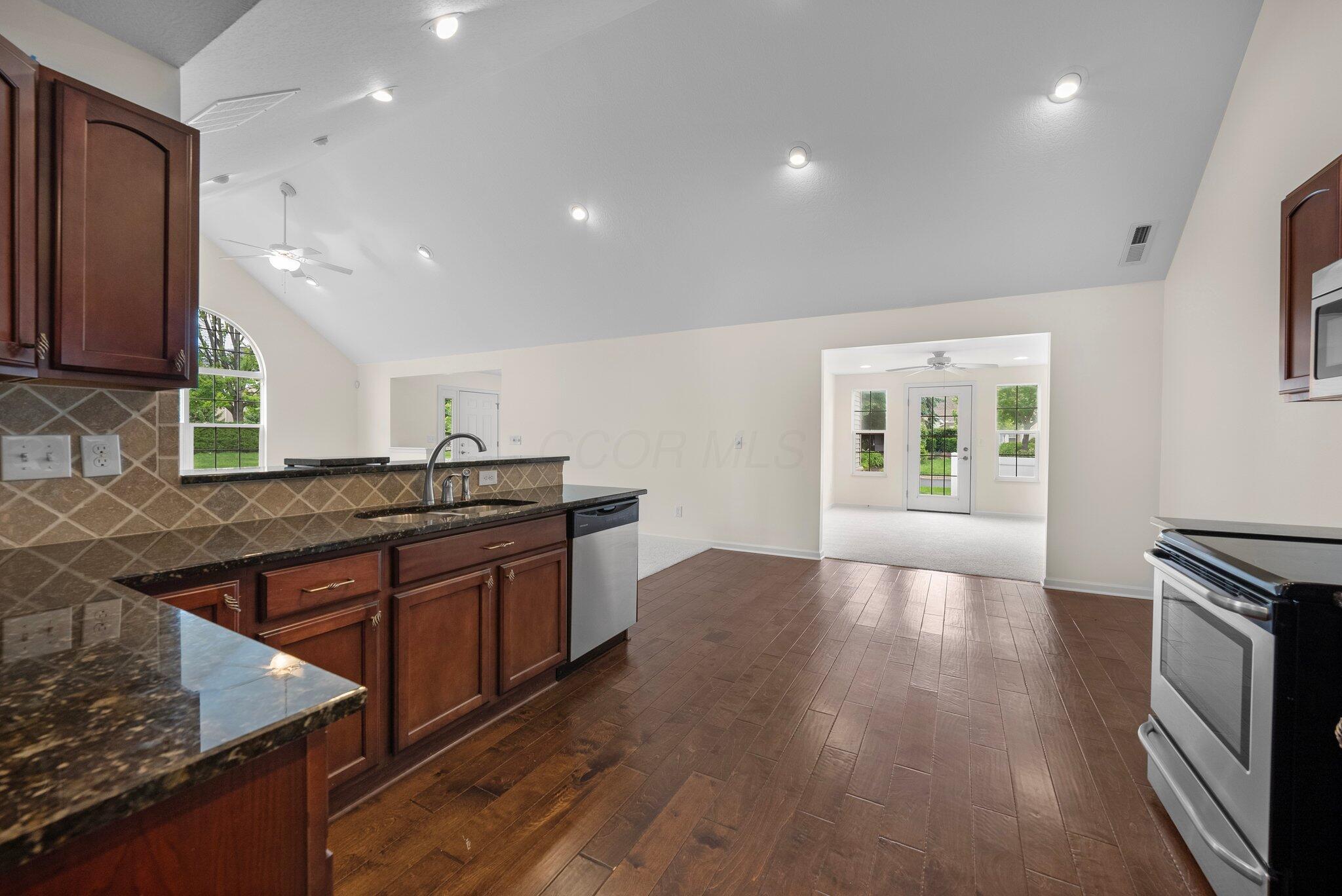 4800 Ashleigh Drive, Dublin, Ohio image 11