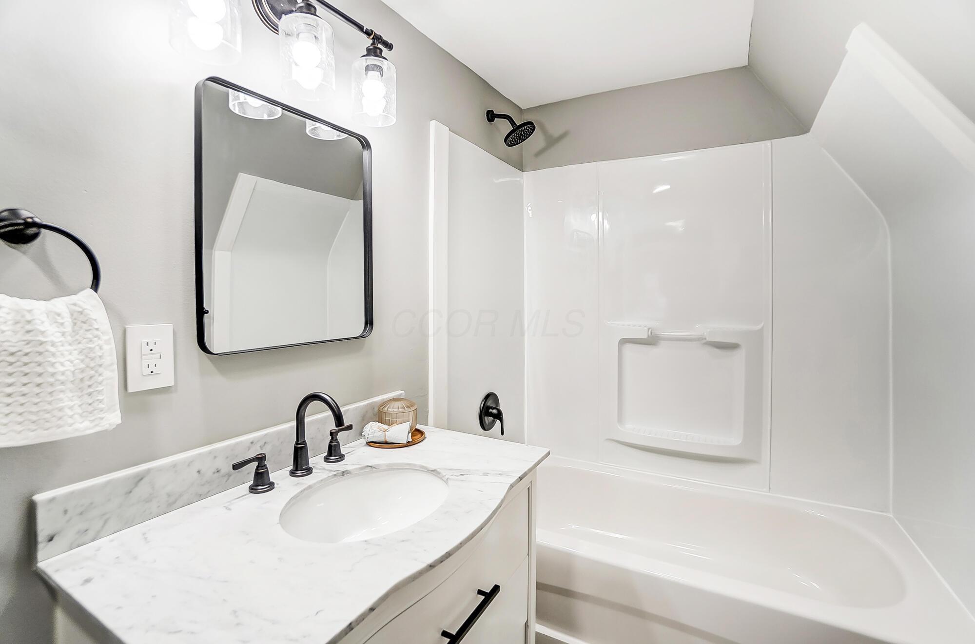 825 Oak Street, Springfield, Ohio image 36