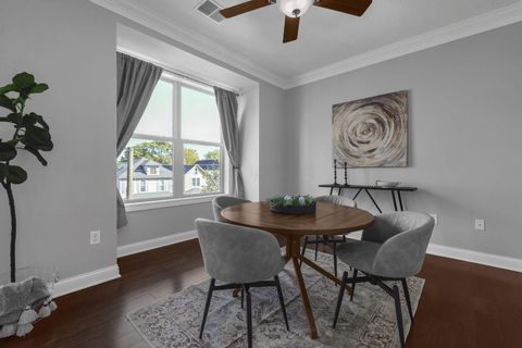 Tiny photo for 539 W 1st Avenue 310 #310, Columbus, OH 43215 (MLS # 225037489)