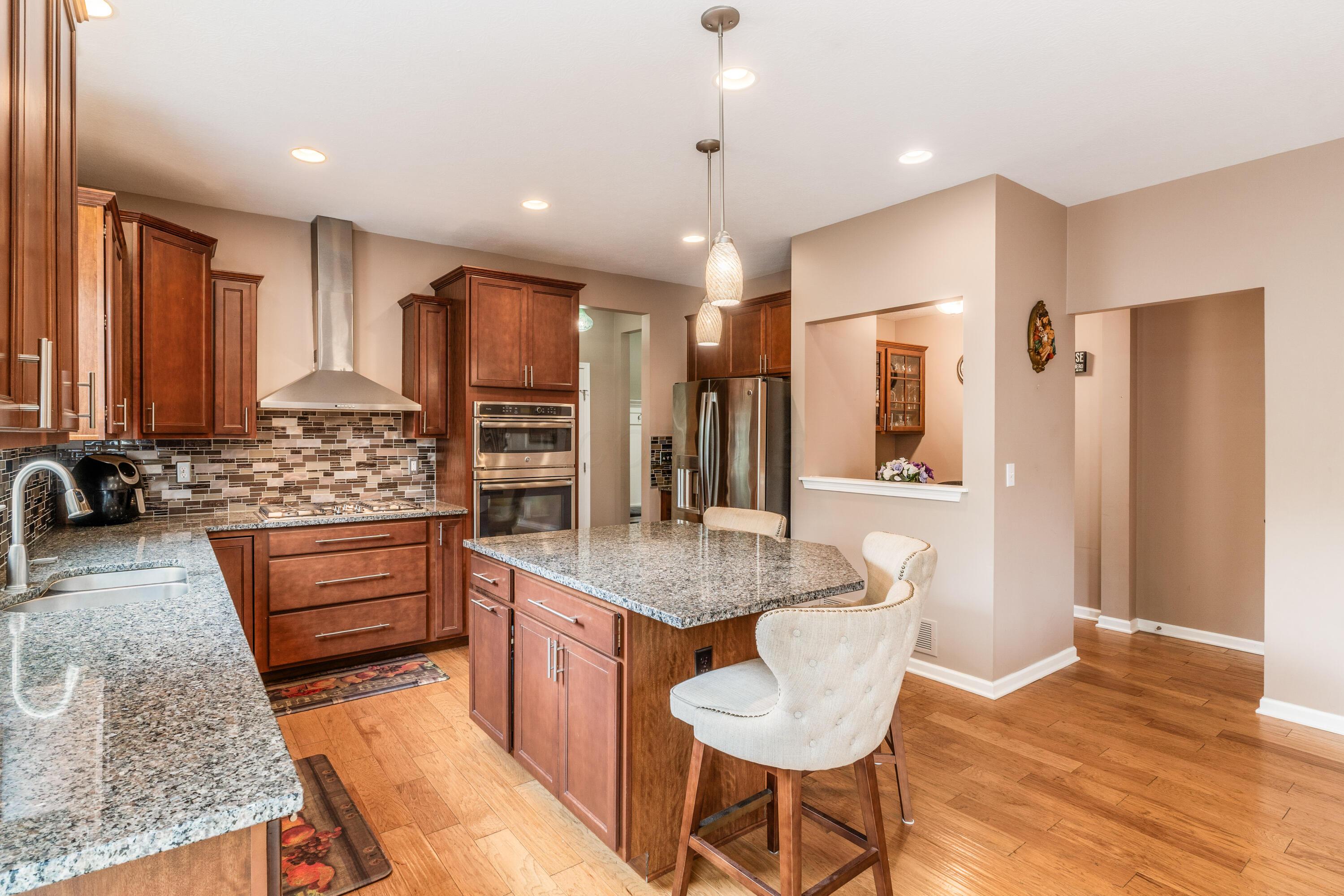 11581 Daventry Drive, Pickerington, Ohio image 16