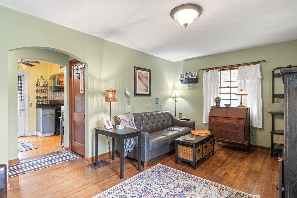 657 E Moler Street, Columbus, Ohio image 6