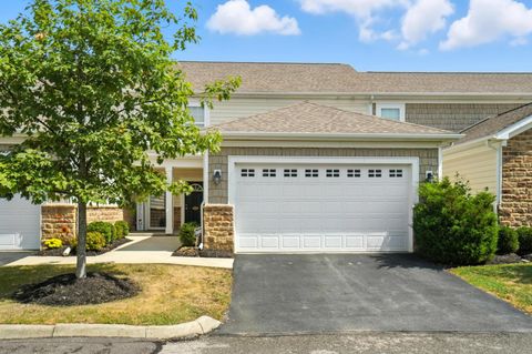 Photo of 4653 Newport Loop W, Grove City, OH 43123 (MLS # 225033668)