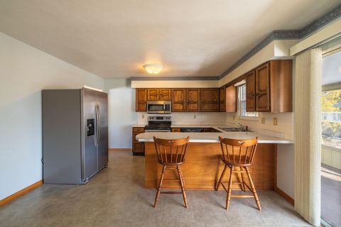 Tiny photo for 44 Strathmore Boulevard, Athens, OH 45701 (MLS # 226004289)