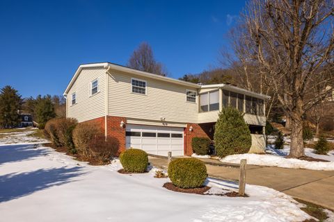 Tiny photo for 44 Strathmore Boulevard, Athens, OH 45701 (MLS # 226004289)