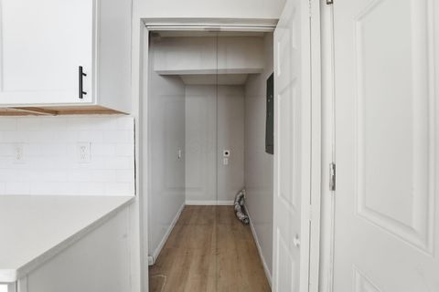 Tiny photo for 577 Barcher Road, Columbus, OH 43207 (MLS # 226000164)