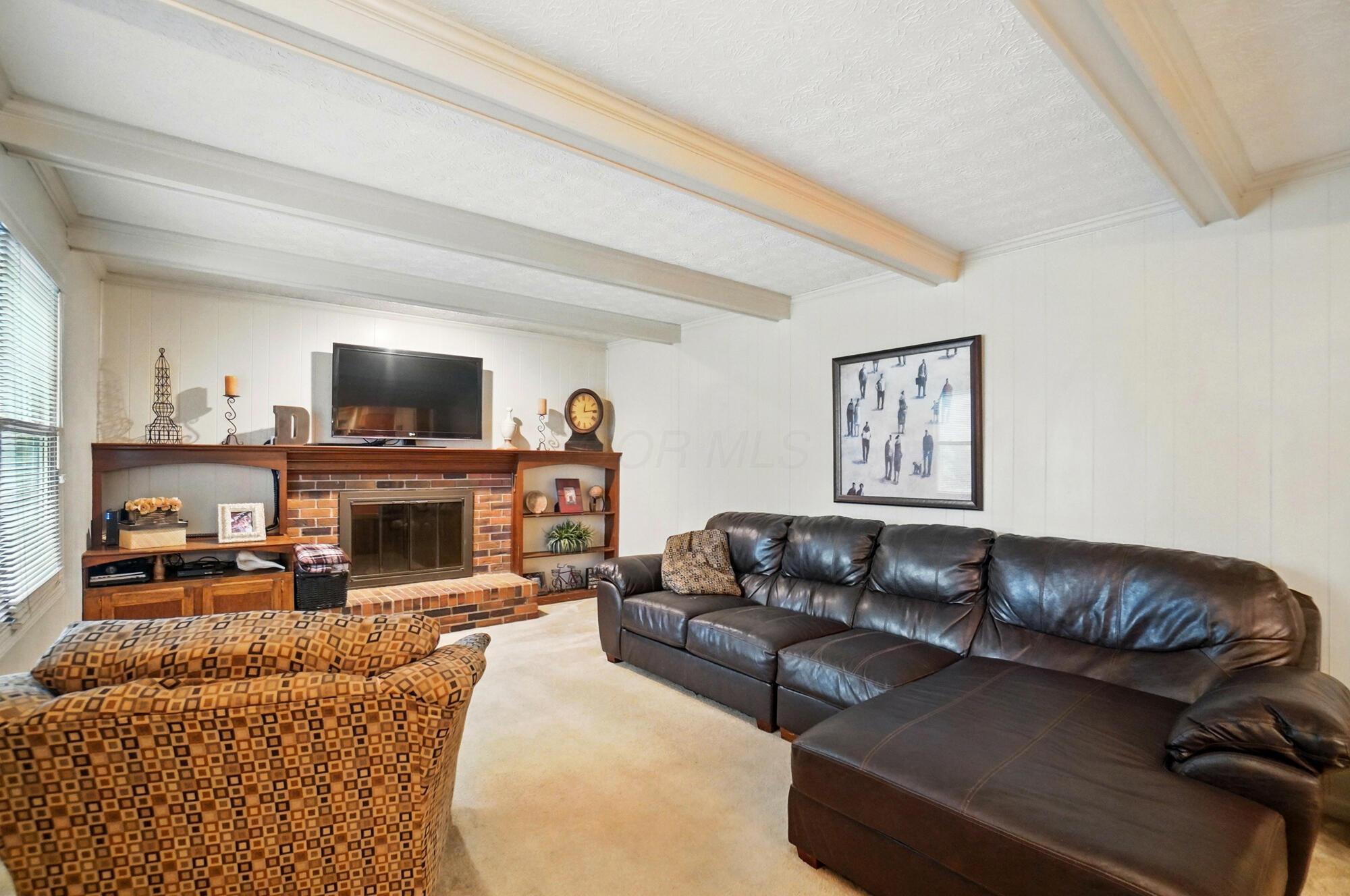 2517 Slateshire Drive, Dublin, Ohio image 5