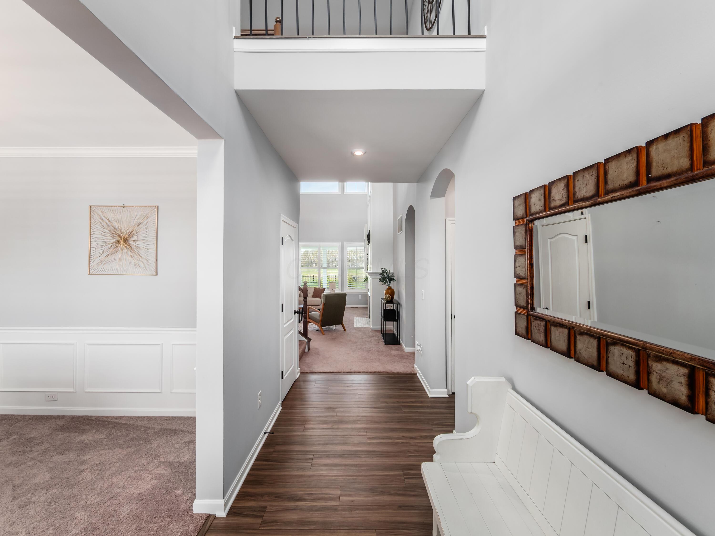 2570 Russell Woods Drive, Delaware, Ohio image 4
