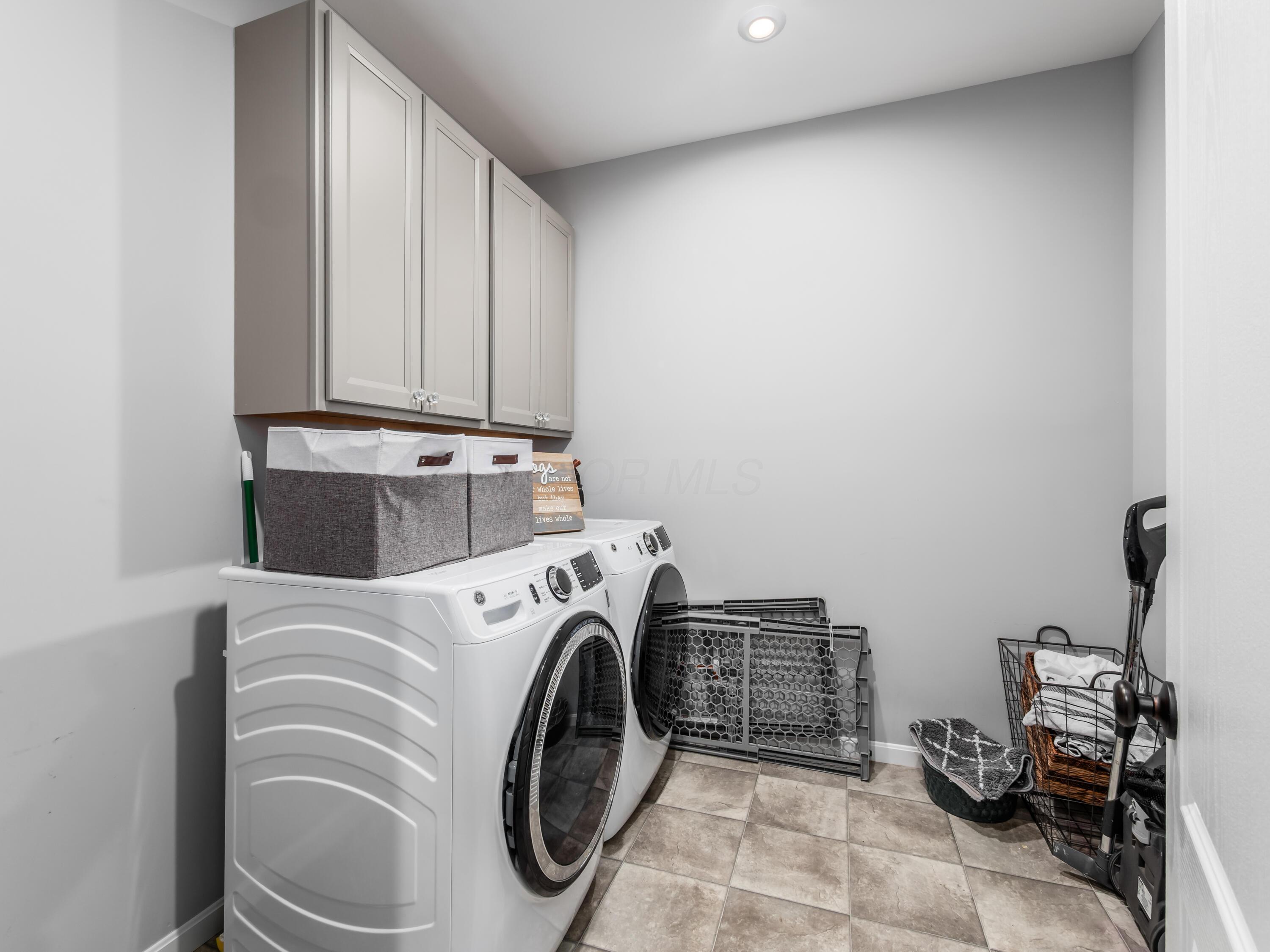 2570 Russell Woods Drive, Delaware, Ohio image 30