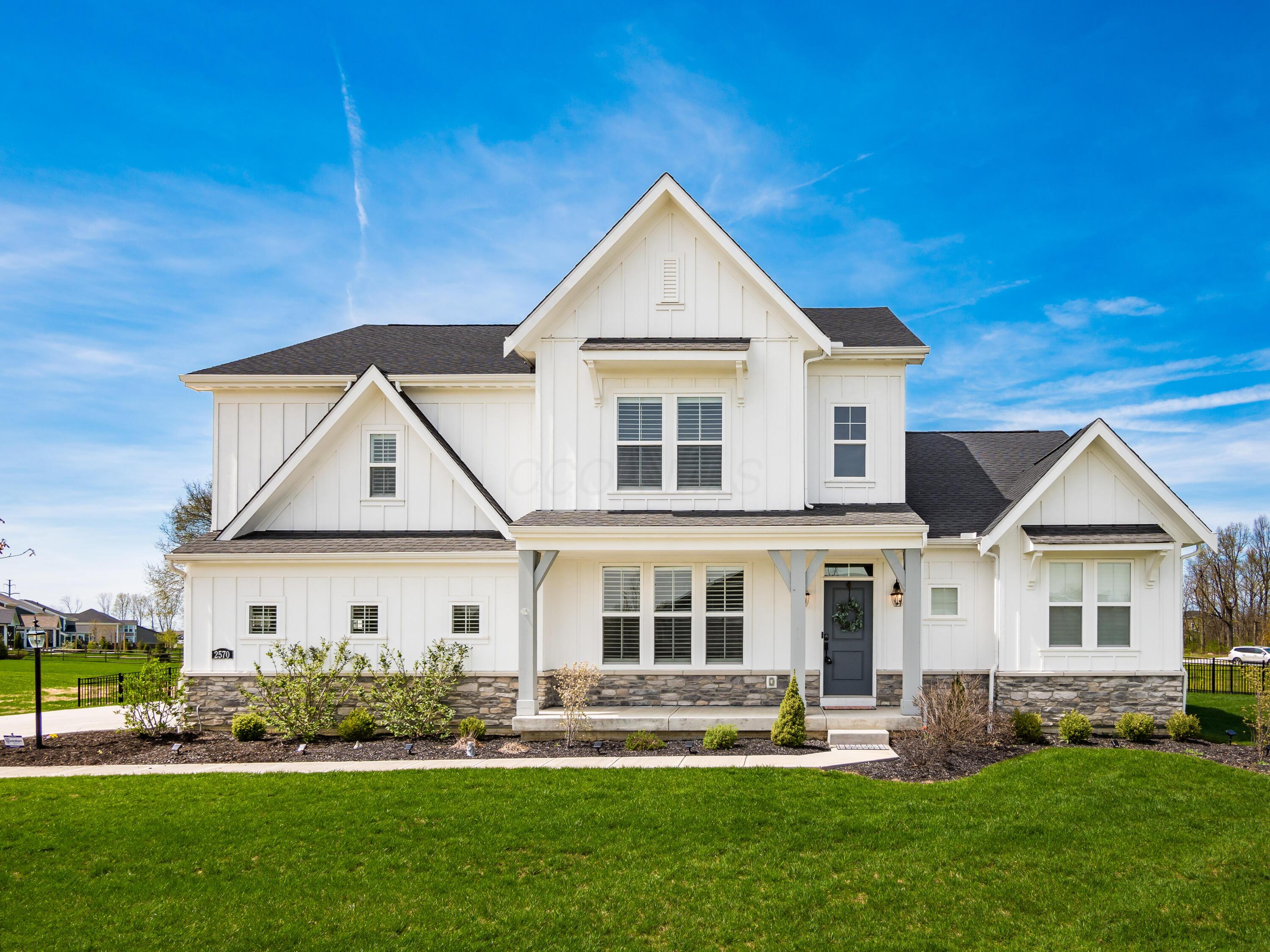 2570 Russell Woods Drive, Delaware, Ohio image 1
