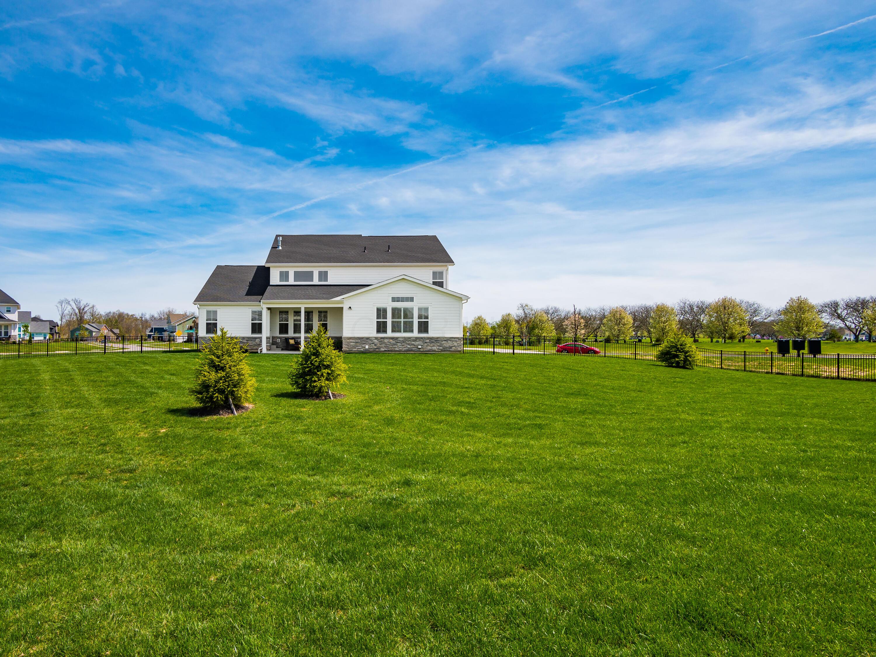 2570 Russell Woods Drive, Delaware, Ohio image 32
