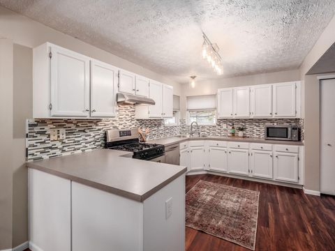 Tiny photo for 1344 Trabue Woods Boulevard, Columbus, OH 43228 (MLS # 226000565)