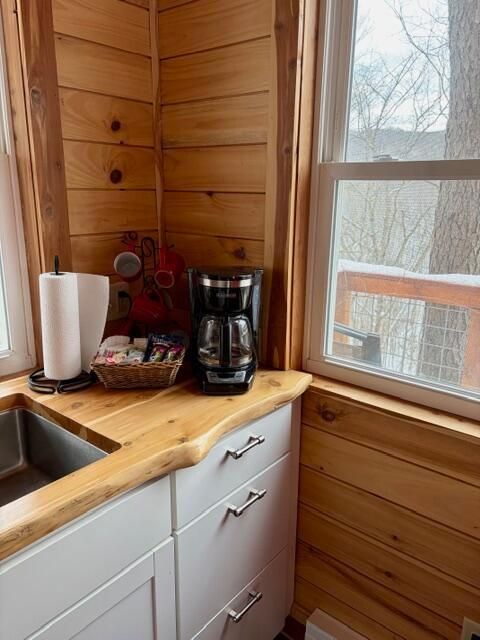 Tiny photo for 635 2 Mile Run, Cutler, OH 45724 (MLS # 226002777)