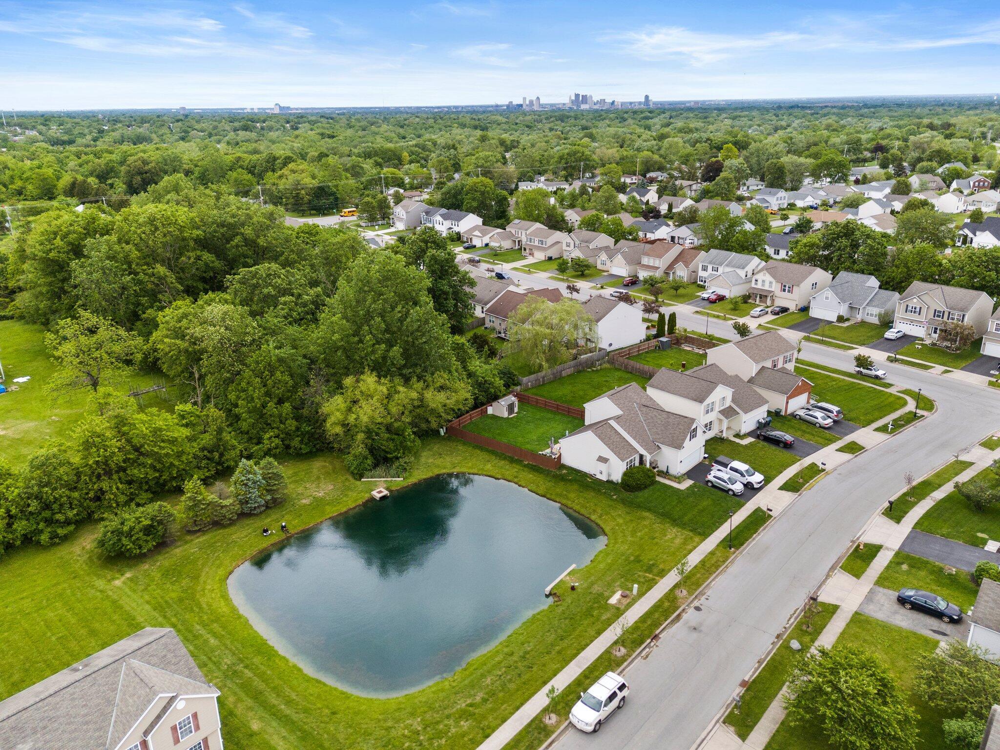1883 Bay Port Drive, Grove City, Ohio image 33