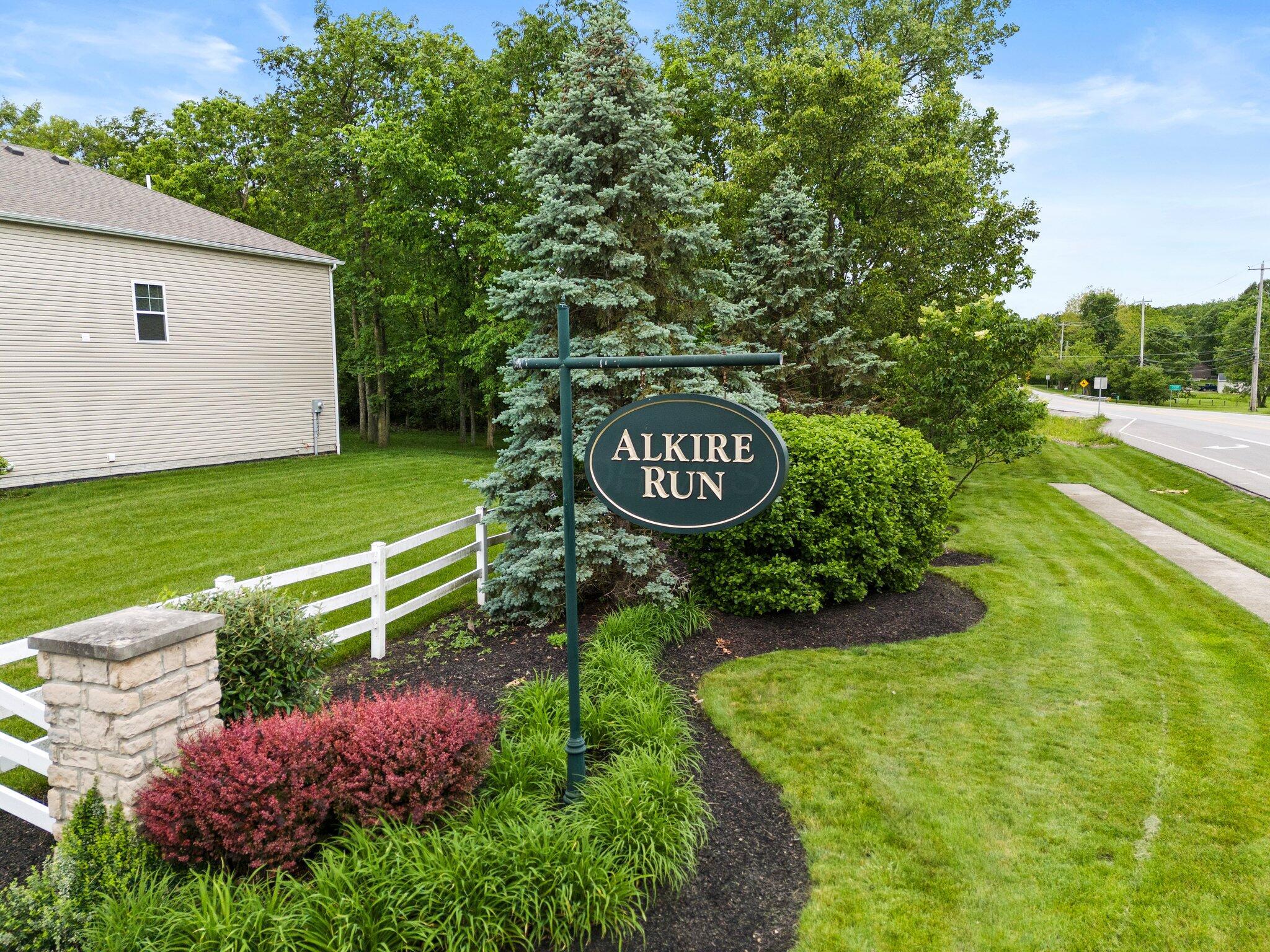 1883 Bay Port Drive, Grove City, Ohio image 32