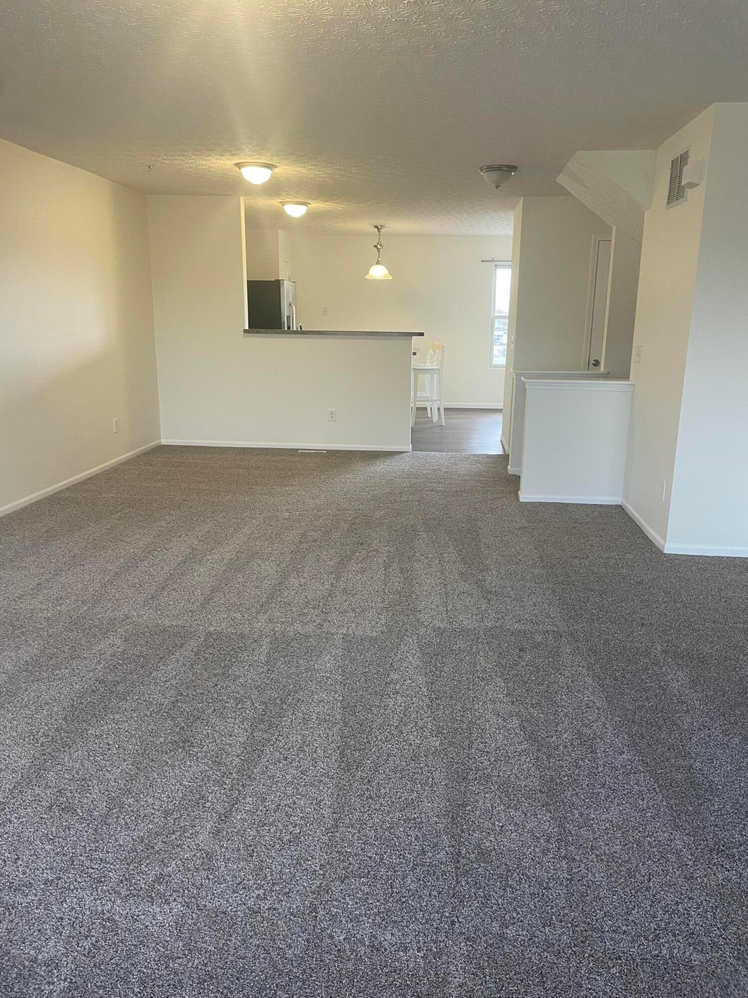 6003 Canyon Creek Drive #304, Dublin, Ohio image 4