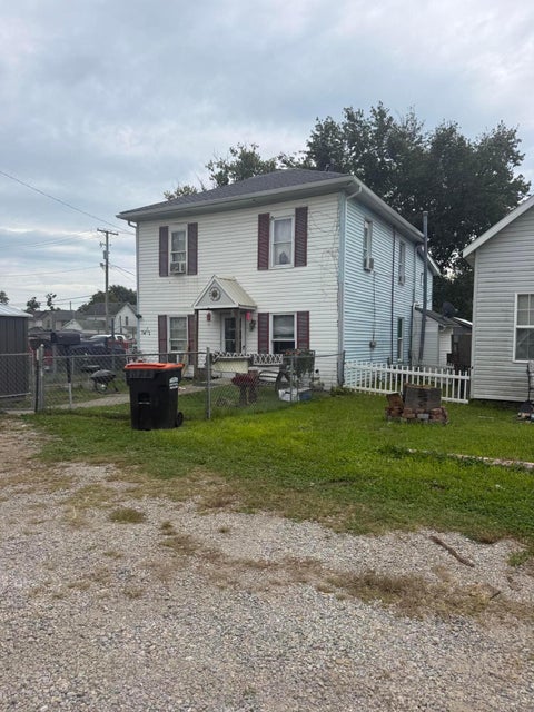 Photo of 145 W Railroad Street, Newark, OH 43055 (MLS # 226037727)