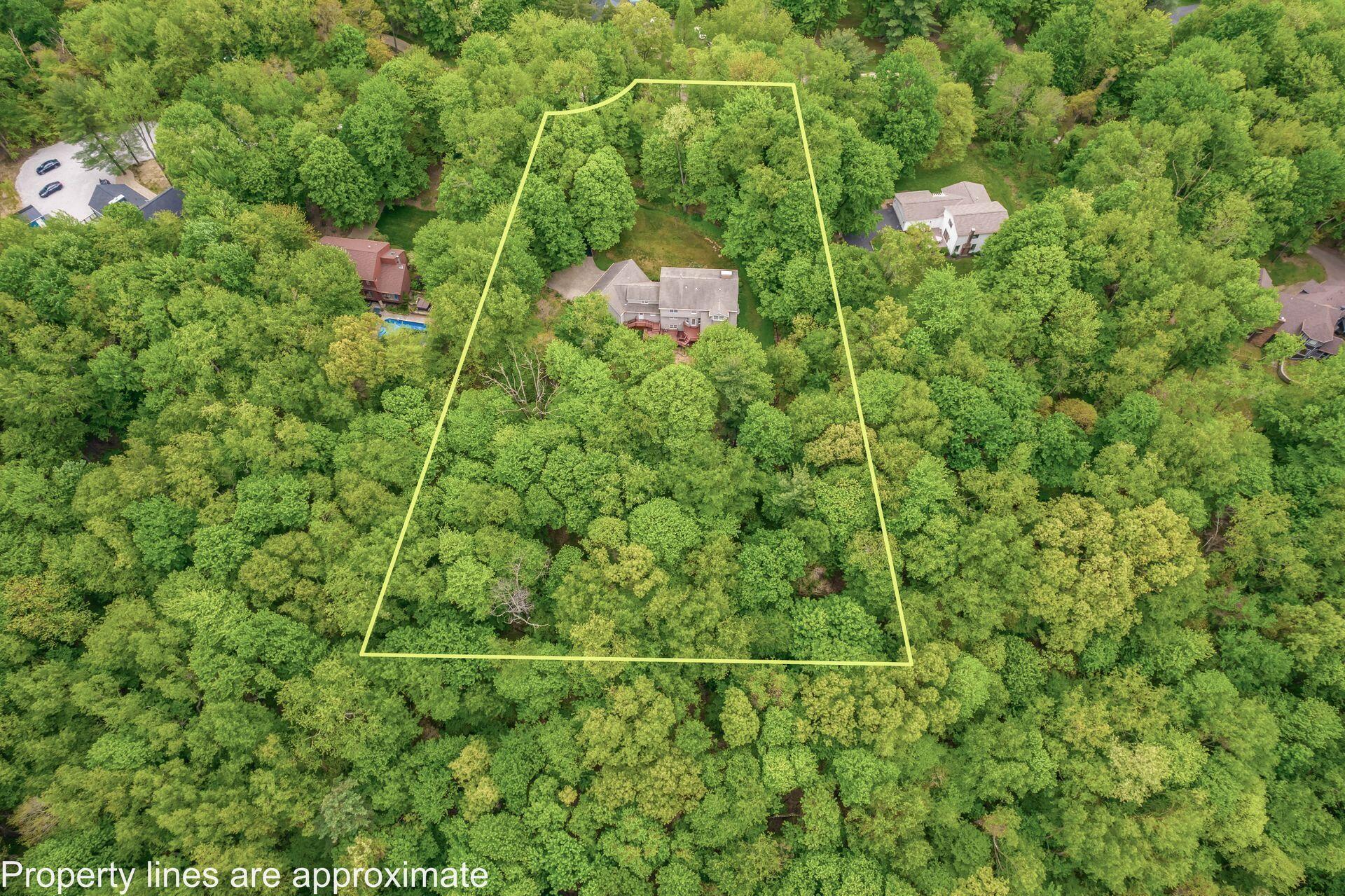 395 Fern Hill Drive, Granville, Ohio image 7