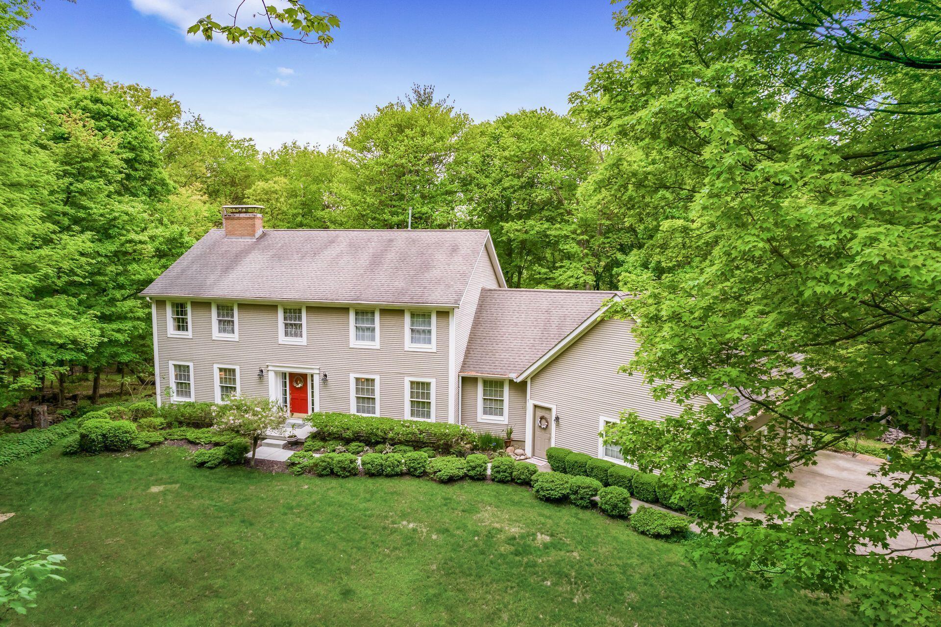 395 Fern Hill Drive, Granville, Ohio image 8