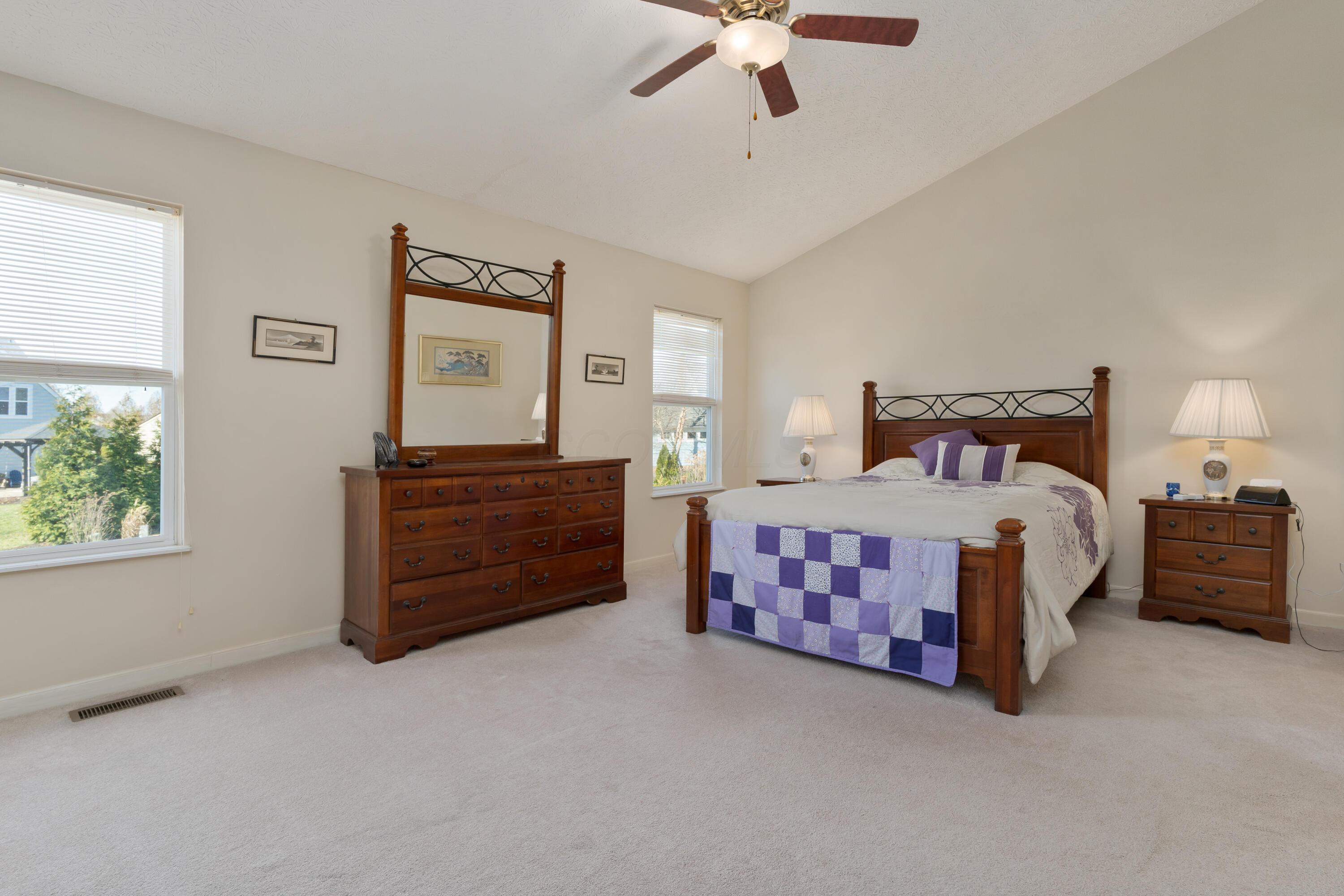 5605 Tayside Circle, Dublin, Ohio image 18