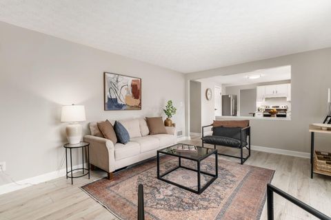 Tiny photo for 9644 Merry Lane, Pickerington, OH 43147 (MLS # 225040266)