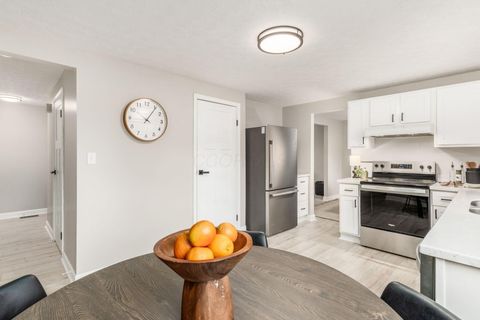 Tiny photo for 9644 Merry Lane, Pickerington, OH 43147 (MLS # 225040266)
