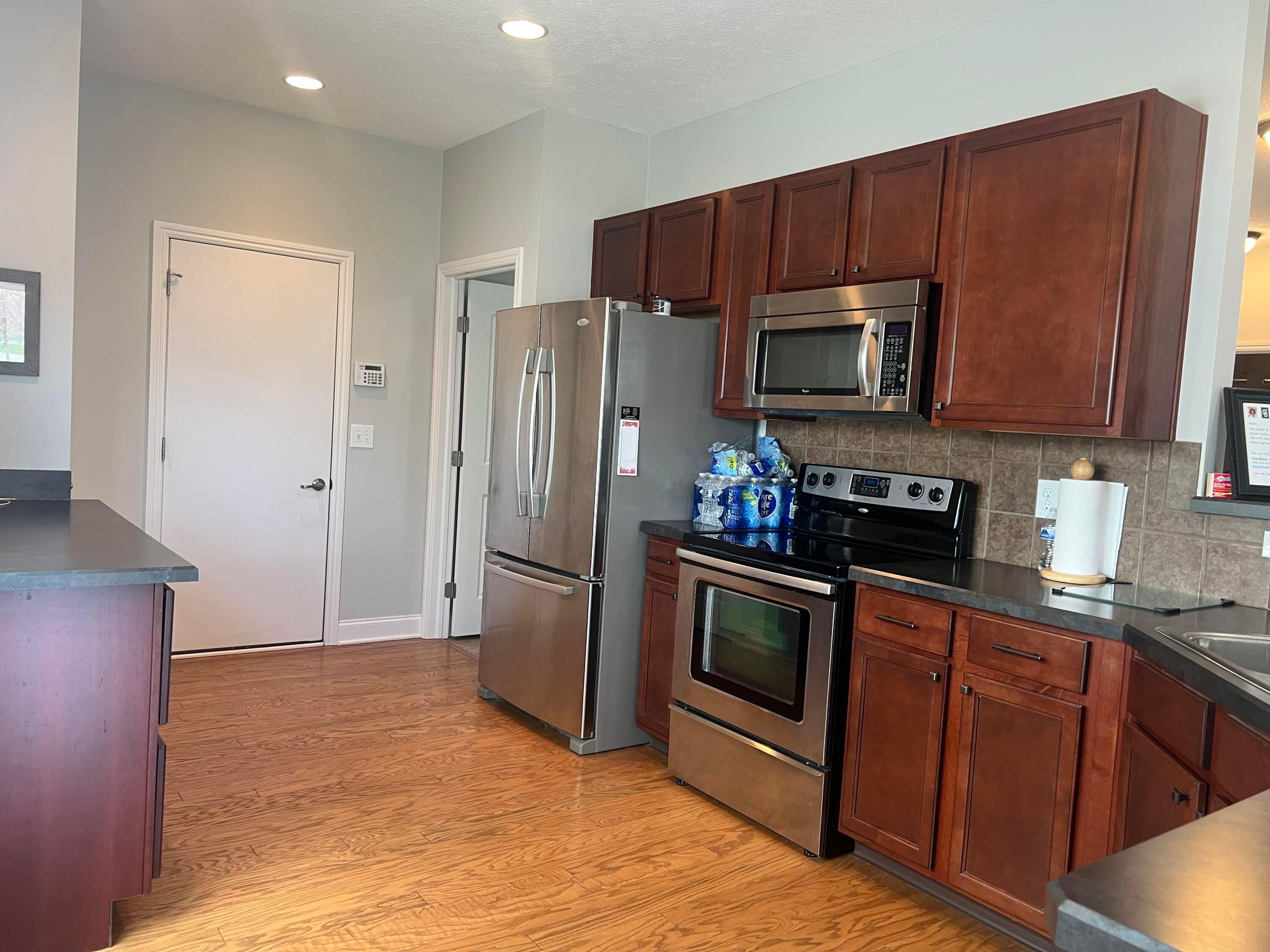 5990 Waterport Drive #31, Westerville, Ohio image 15