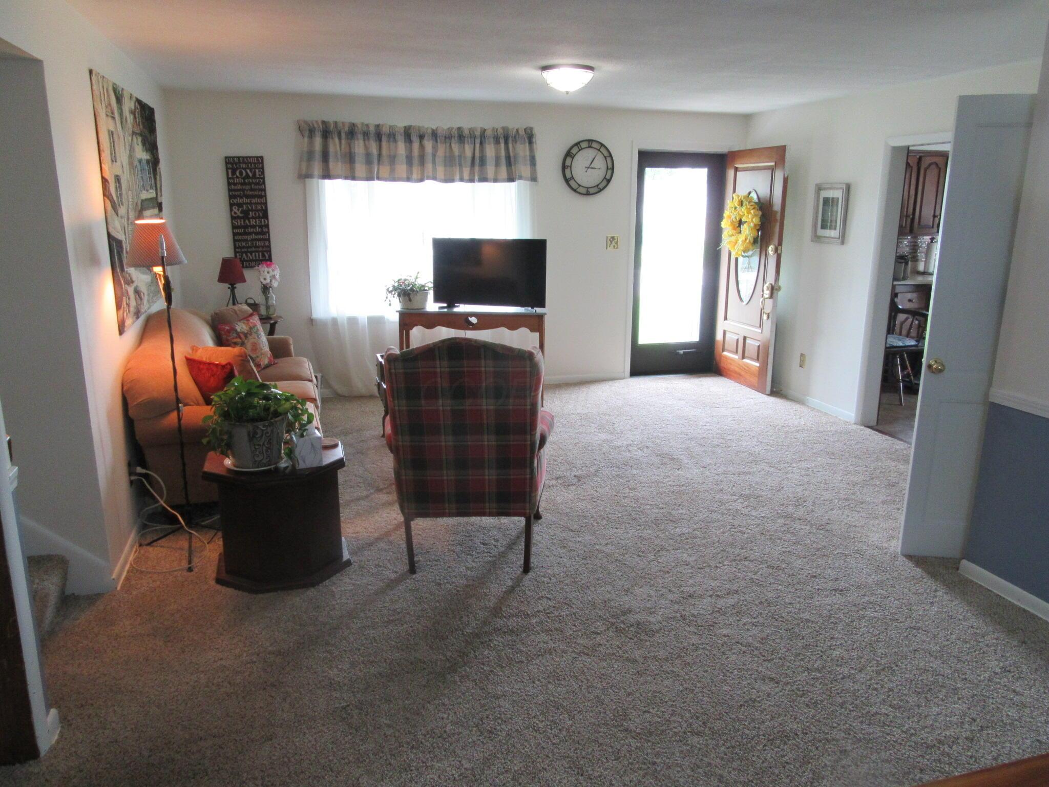 302 W Hubert Avenue, Lancaster, Ohio image 23