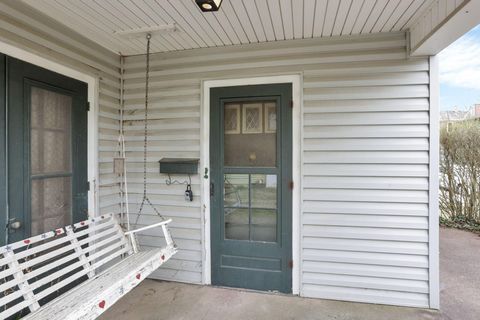 574 N Spring Street, Logan, OH 43138 - MLS#: 225008110