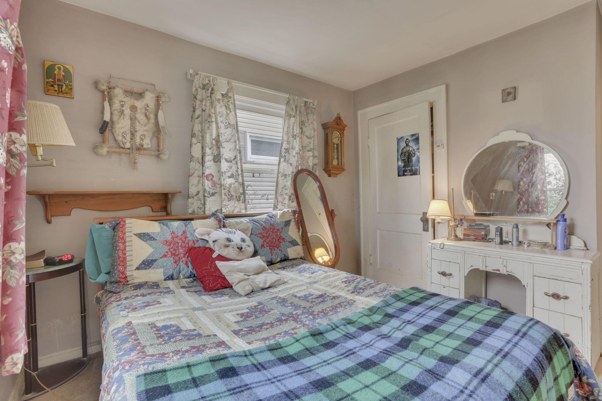 574 N Spring Street, Logan, Ohio image 20