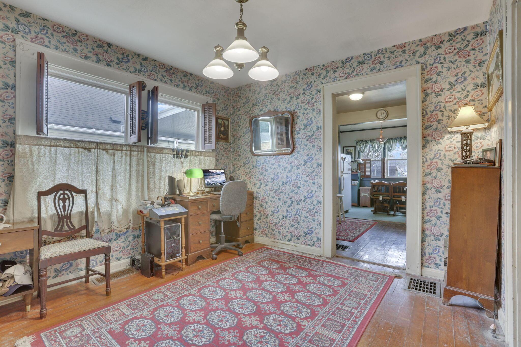 574 N Spring Street, Logan, Ohio image 8