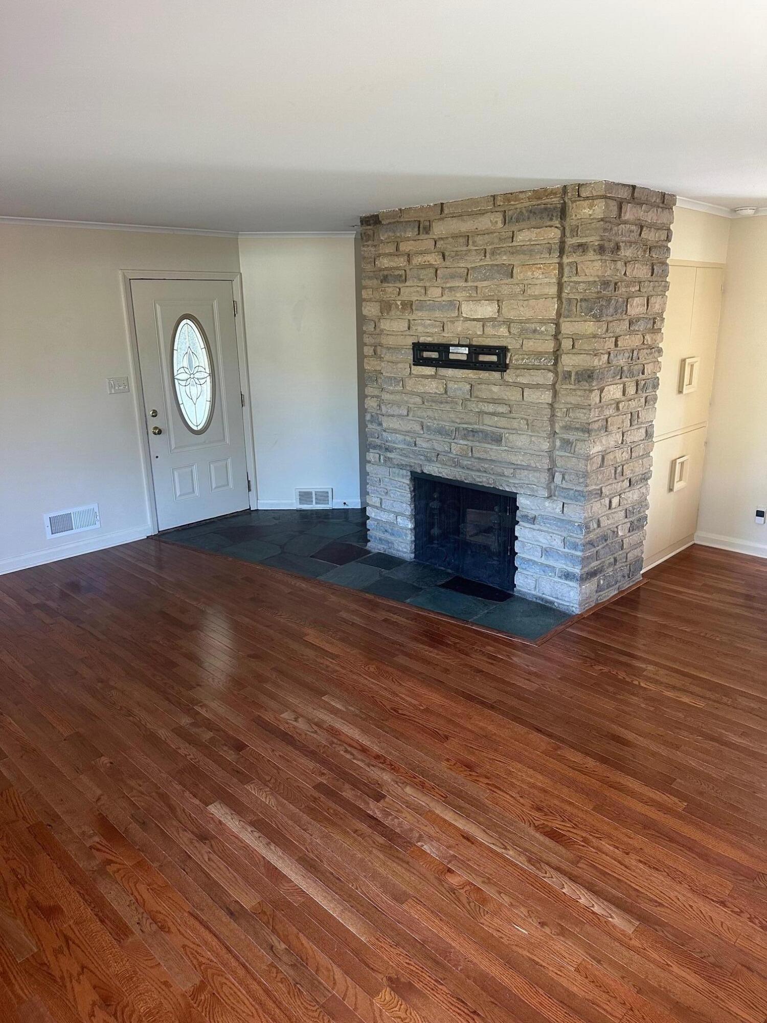 Columbus, Ohio 43221, United States, 3 Bedrooms Bedrooms, ,1 BathroomBathrooms,Residential,Active,205072