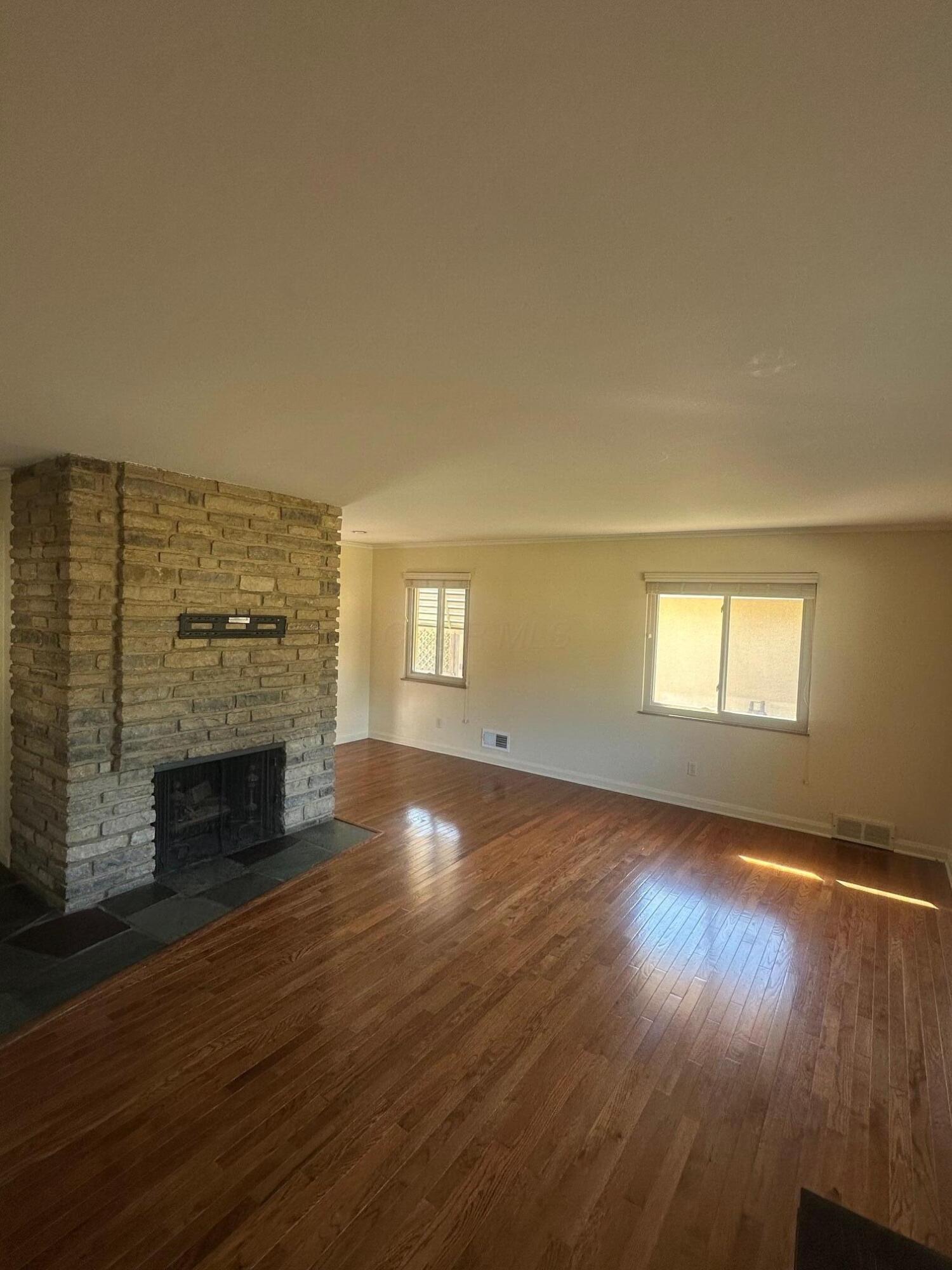 Columbus, Ohio 43221, United States, 3 Bedrooms Bedrooms, ,1 BathroomBathrooms,Residential,Active,205072