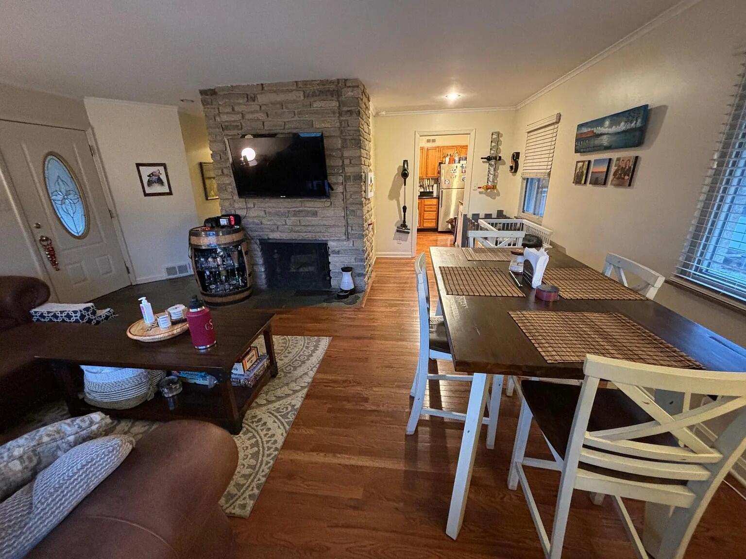 Columbus, Ohio 43221, United States, 3 Bedrooms Bedrooms, ,1 BathroomBathrooms,Residential,Active,205072