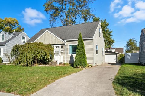 Photo of 4284 Beechgrove Drive, Grove City, OH 43123 (MLS # 225040268)