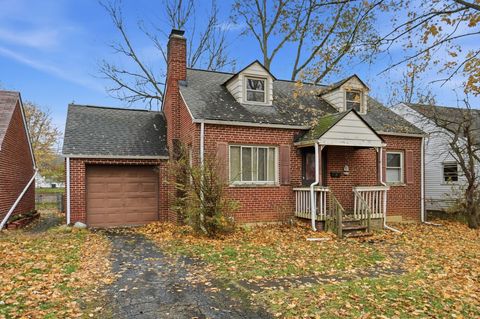 Photo of 3086 Bremen Street, Columbus, OH 43224 (MLS # 225043814)